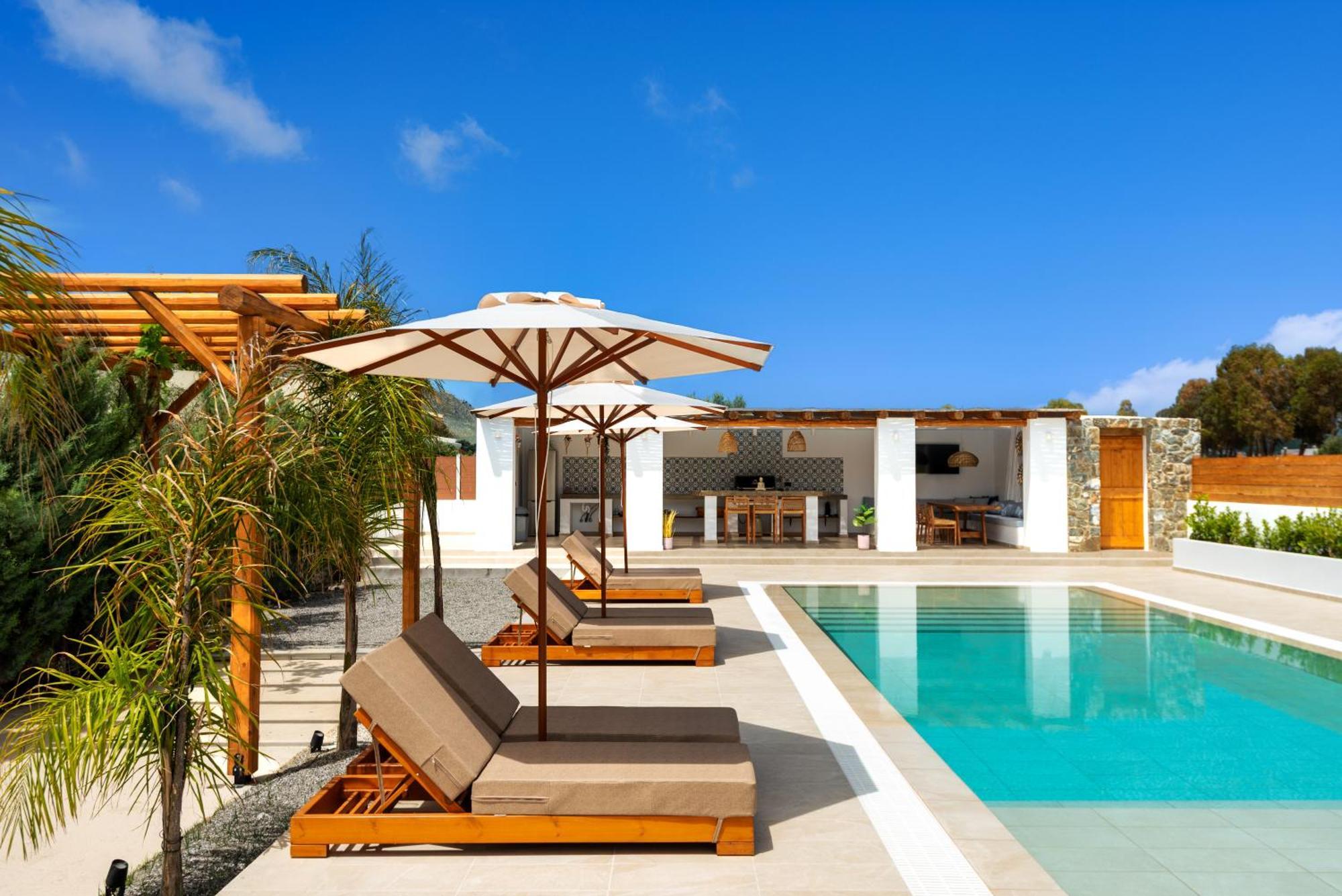 Johannes Luxury Kolymbia